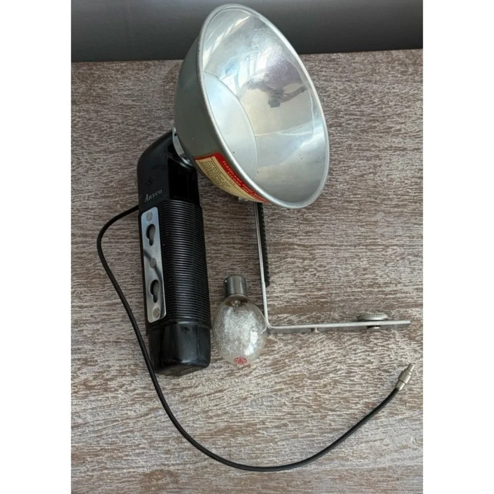 Vintage Ansco Camera Flash Lamp w/ Reflector & Mount Bracket 35 MM